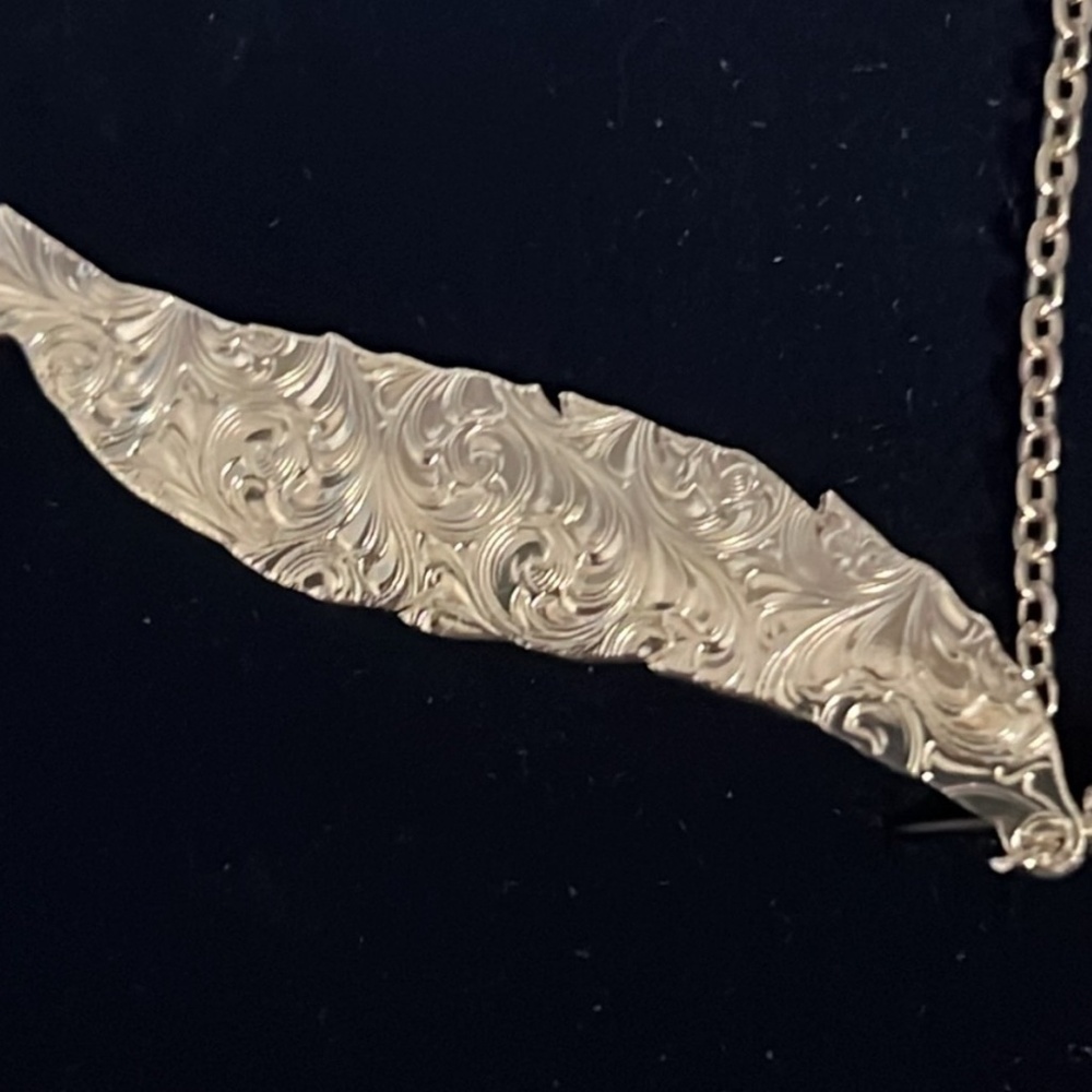 Montana Silversmiths, Ladies Cinderella Liberty American Made Necklace - Picture 7 of 9